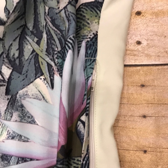 H&M Conscious Collection Dress Size 6 - Picture 8 of 8